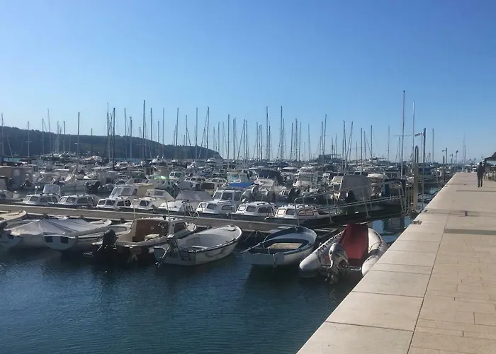 Fontana アパート *